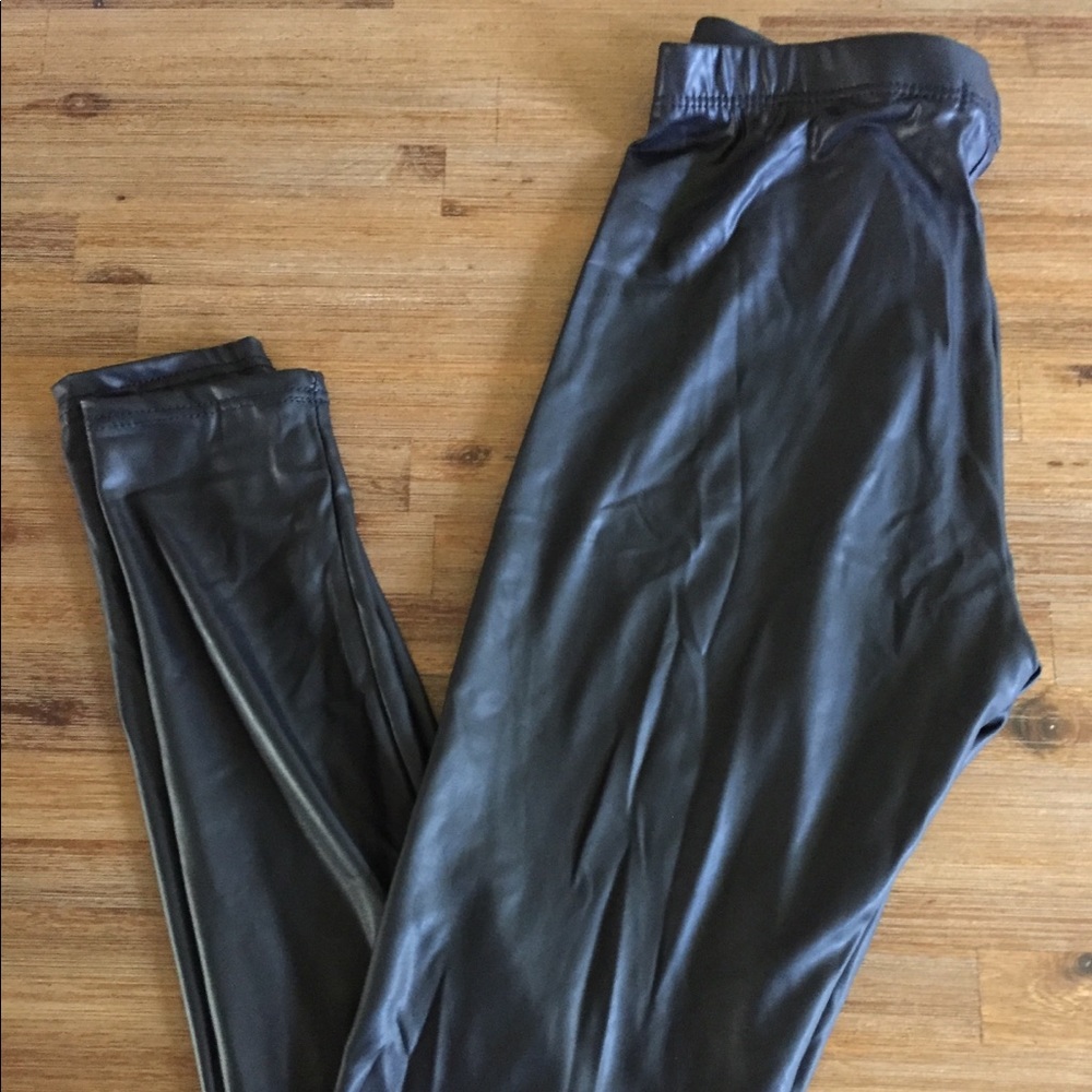 🌼SALE🌸 Charlotte Russe Liquid Legging